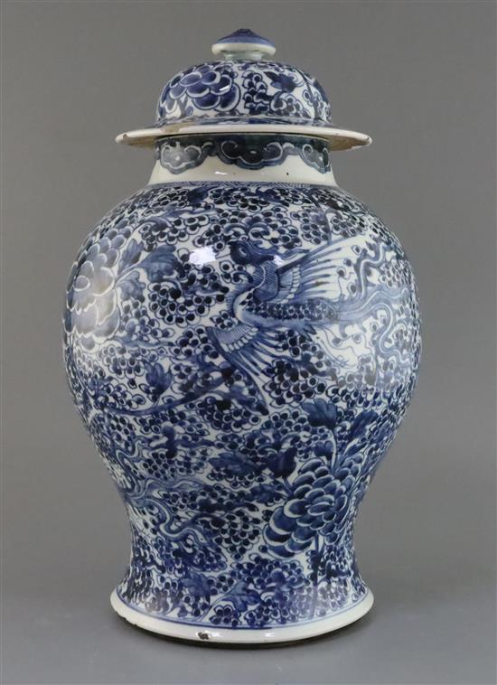 A large Chinese blue and white vase and cover, Kangxi period, H. 42cm, shallow chips to cover